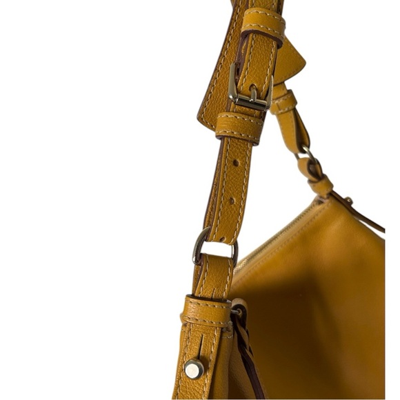 Dooney & Bourke Luna Hobo Bag Ochre Genuine Leather Expandable Excellent - Picture 5 of 9